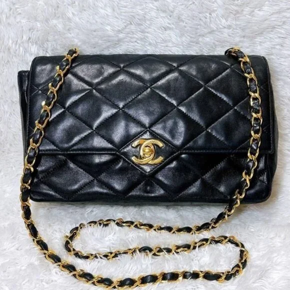 Authentic CHANEL 24K Vintage Classic Single Flap Bag Quilted Lambskin Chain Tote - Picture 4 of 11
